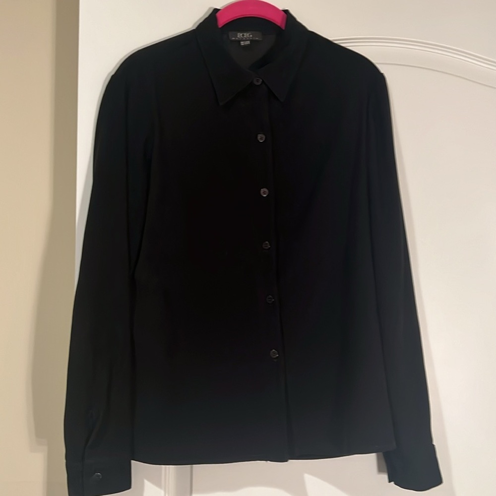 BCBG MAXEZRIA BLACK BUTTON DOWN SHIRT - Picture 3 of 8